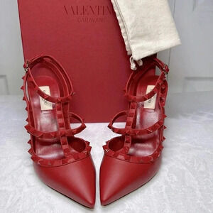 Valentino SZ 11 Red Rockstud heels